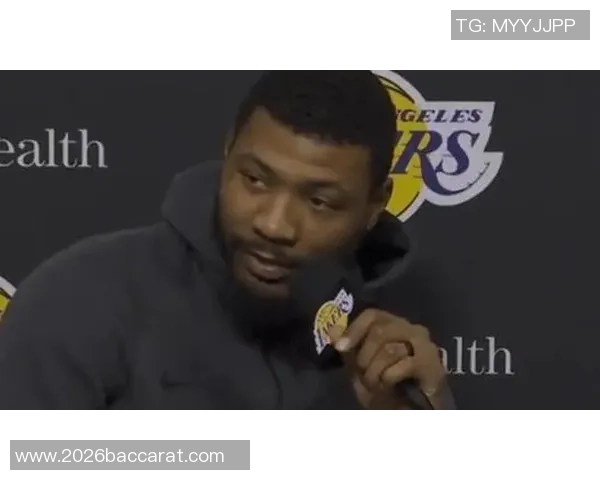 斯玛特今日表现出色教会黄蜂年轻球员防守的真谛