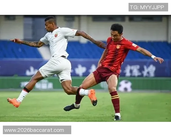 图拉姆因大腿伤缺席一个月后周四重返训练场状态回暖 图拉姆因大腿伤缺席一个月后周四重返训练场状态回暖