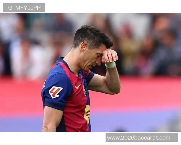 拜仁高层澄清巴萨未拖欠莱万多夫斯基转会费的传闻